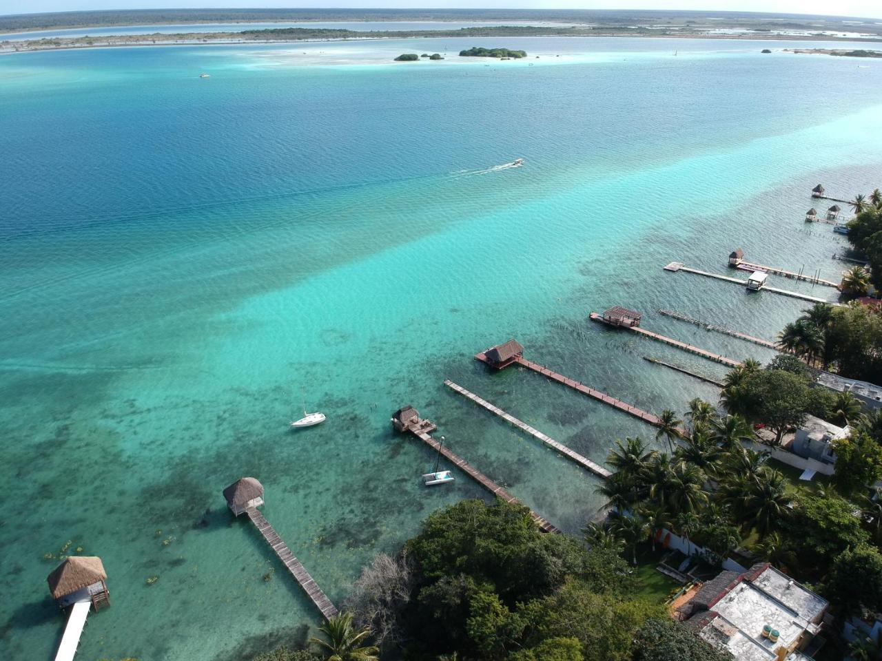 Hotel Carolina Bacalar Exterior photo
